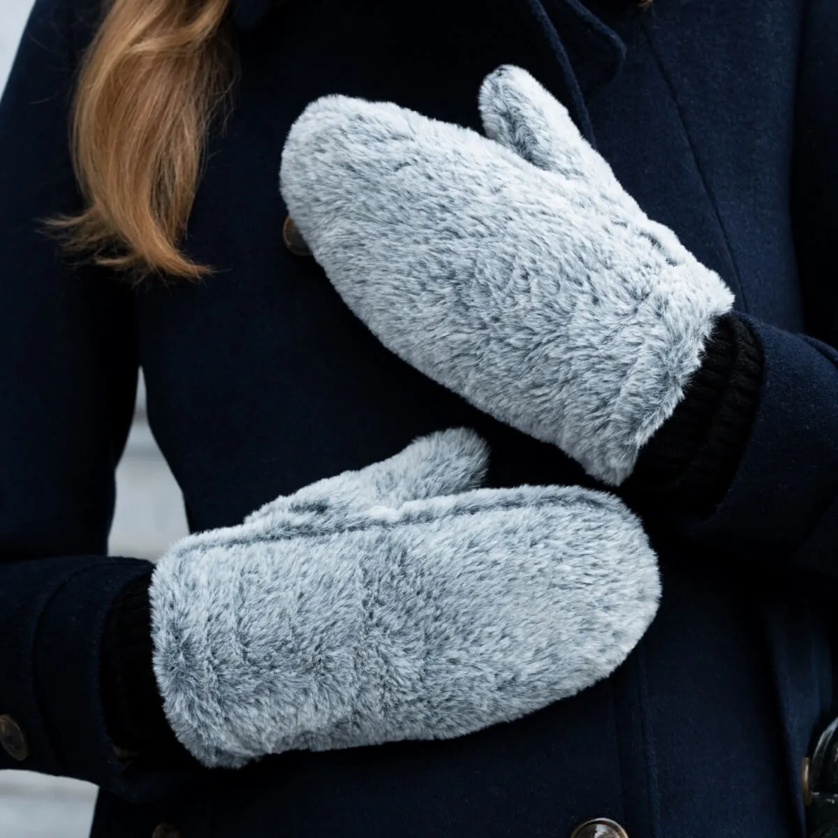 Camila – fluffy mittens with faux lamb fur lining and adjustable cuff