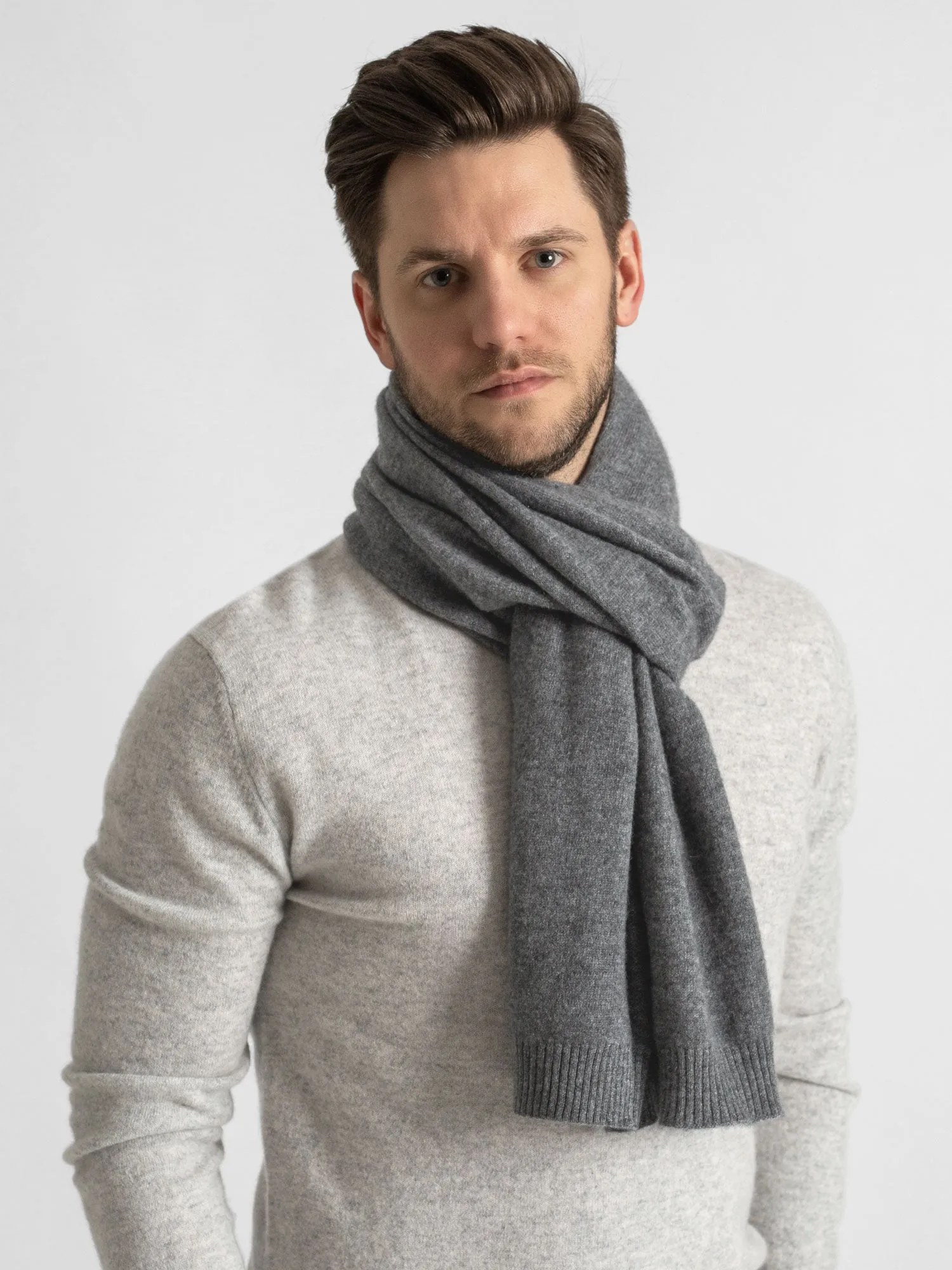 Cashmere scarf "Urban" - dark grey