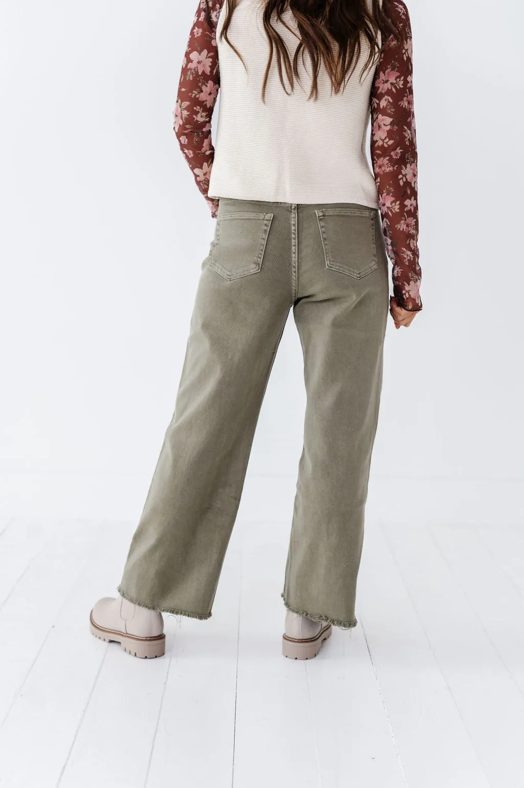 Chandler Wide Leg Jeans in Olive