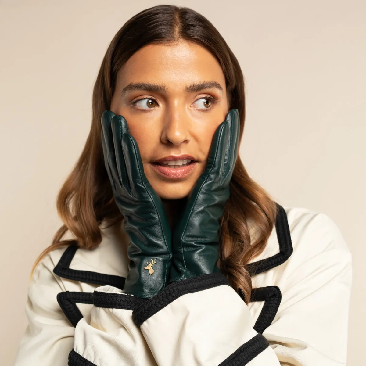 Ivy (dark green) - sheepskin leather gloves with wool/cashmere lining & touchscreen feature