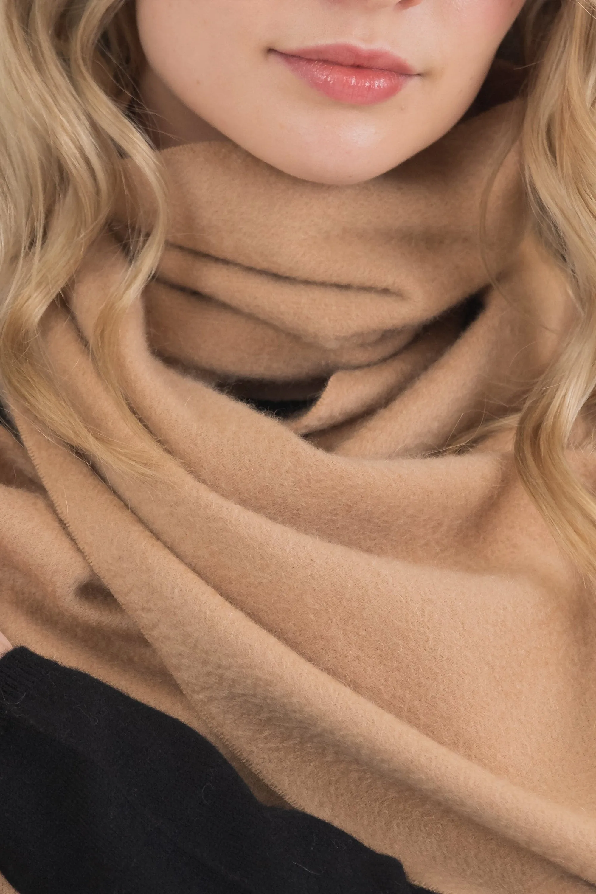 Solid Cashmere Scarf - Warm Camel