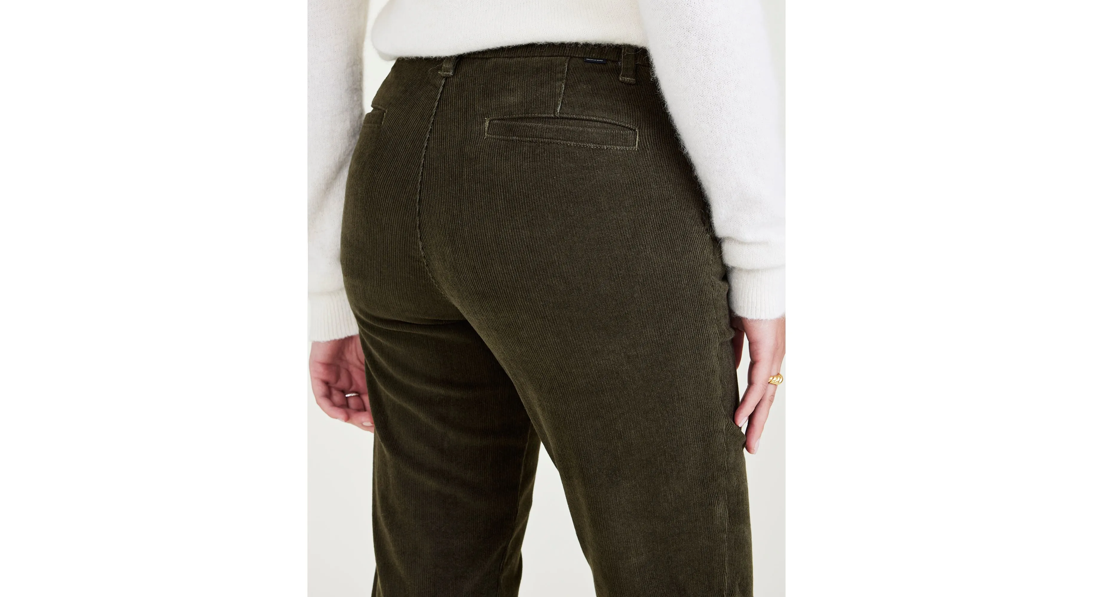 Women's Slim Fit Weekend Chino Pants